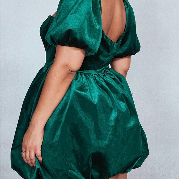 PrettyLittleThing Green Puff Sleeve Mini Dress - Picture 2 of 5